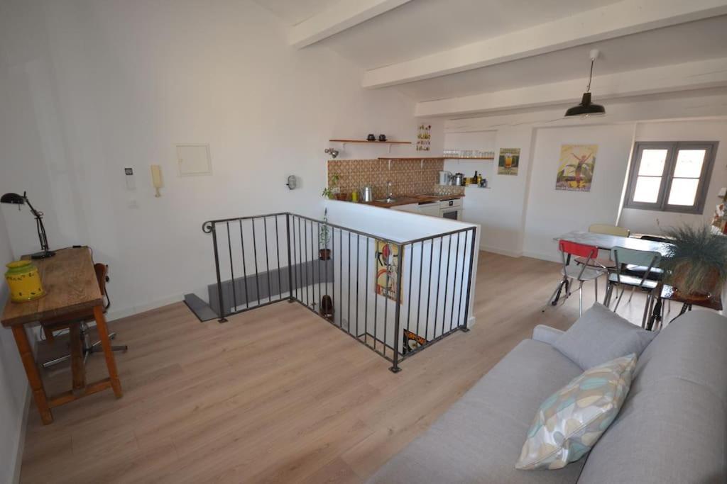 Le Dix Duplex Historical Center Balcony With View And Air Conditioning Aix-en-Provence Exterior photo